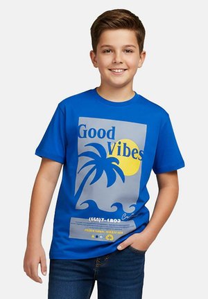 Blauw katoenen t-shirt met een grafisch ontwerp van palmbomen, zon en de tekst "Good Vibes". Korte mouwen en een ronde hals.