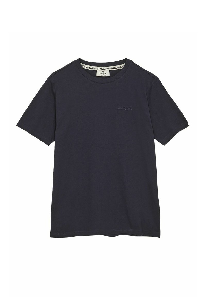 Tricou din bumbac de culoare albastru marin, cu decolteu rotund și mâneci scurte. Prezintă un logo discret pe piept și o textură moale.