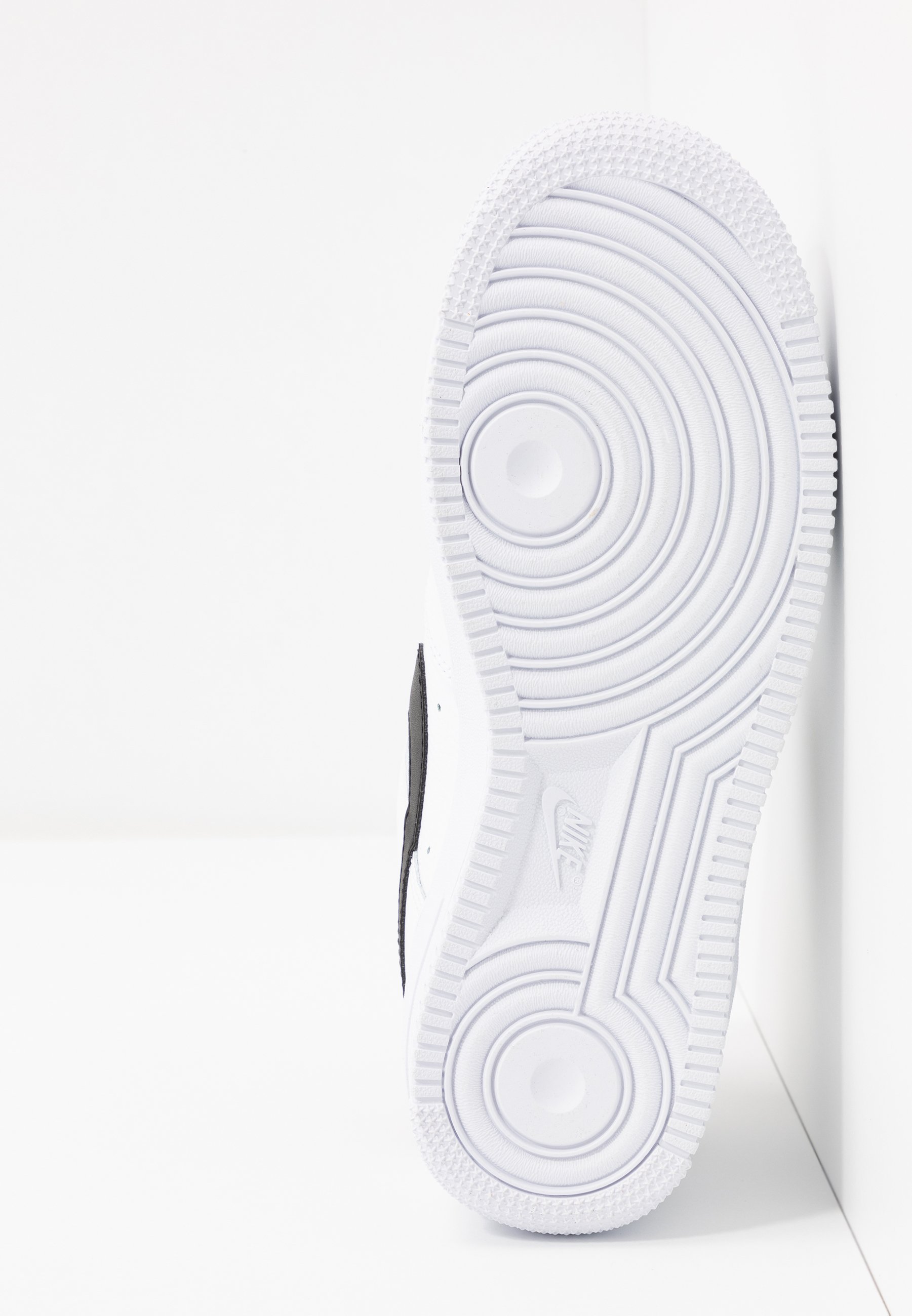 Nike Sportswear AIR FORCE 1 - Sportbačiai - white/black/balta - Zalando.lt