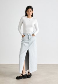 Tommy Jeans SLIM ESSENTIAL 2 PACK  - Ilgarankovis viršutinės dalies drabužis - white/dark night navy