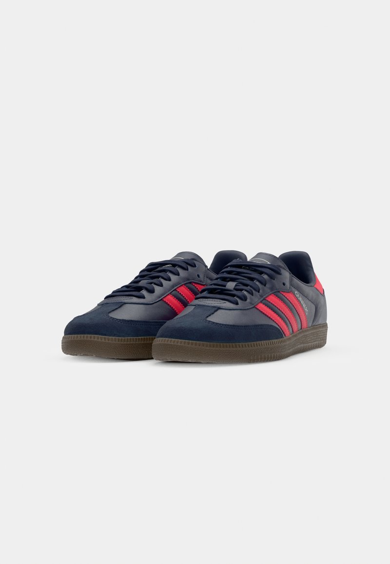adidas Originals SAMBA LICENSED - Indoor football boots - night indigo/pure  ruby/dark blue - Zalando.ie