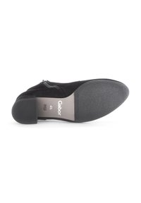 Gabor Stivaletti stringati - black