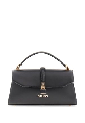 Borsa a tracolla nera in similpelle con una forma strutturata, hardware dorato, manico superiore e una chiusura frontale con il logo "GUESS".