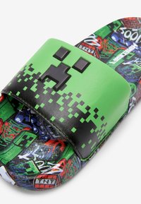 Next SLIDERS - Rantasandaalit - black green minecraft