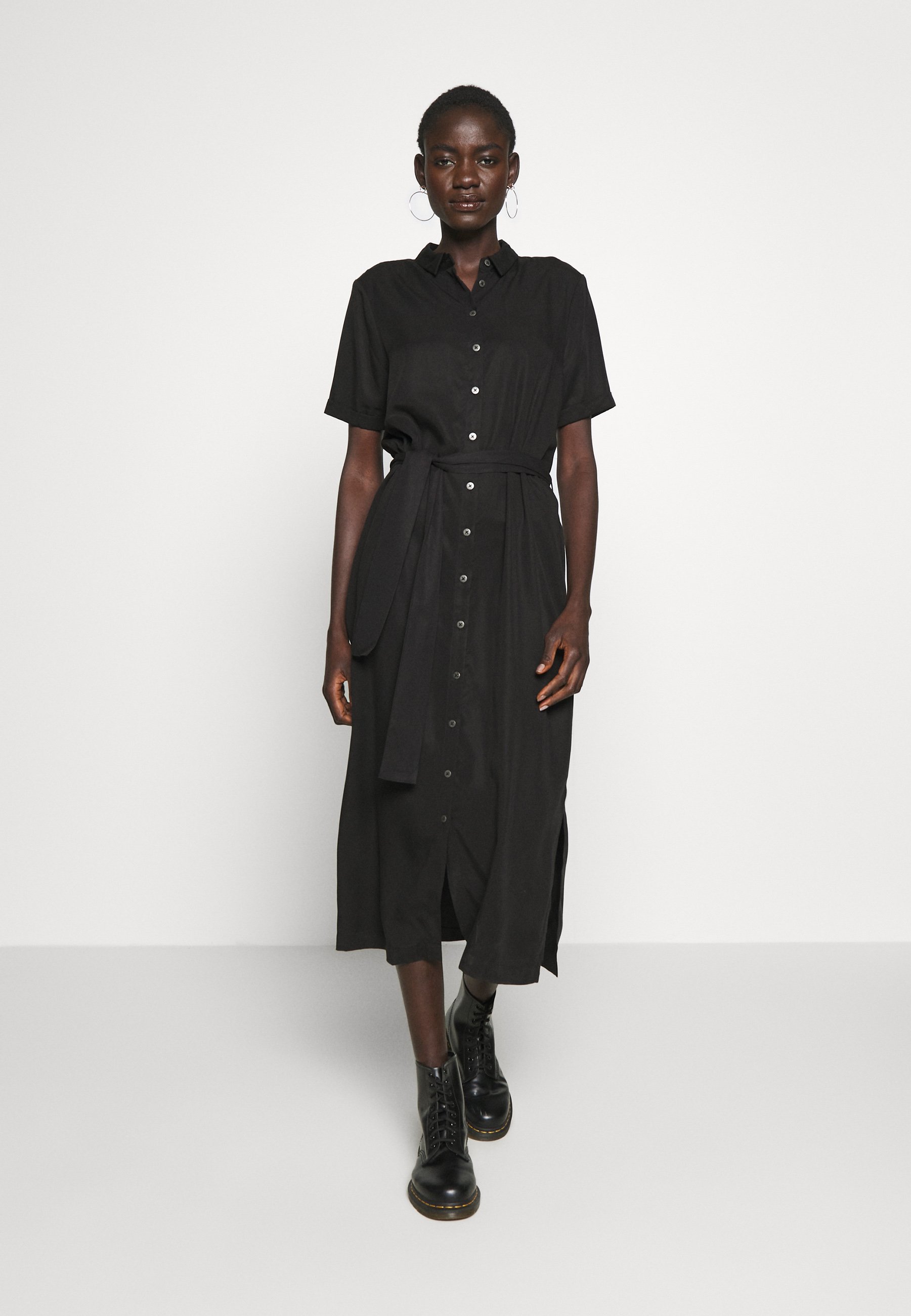 Object Tall OBJTILDA ISABELLA DRESS Kjole black Zalando.no Object OBJTILDA ISABELLA S/S DRESS NOOS - Skjortekjole - black