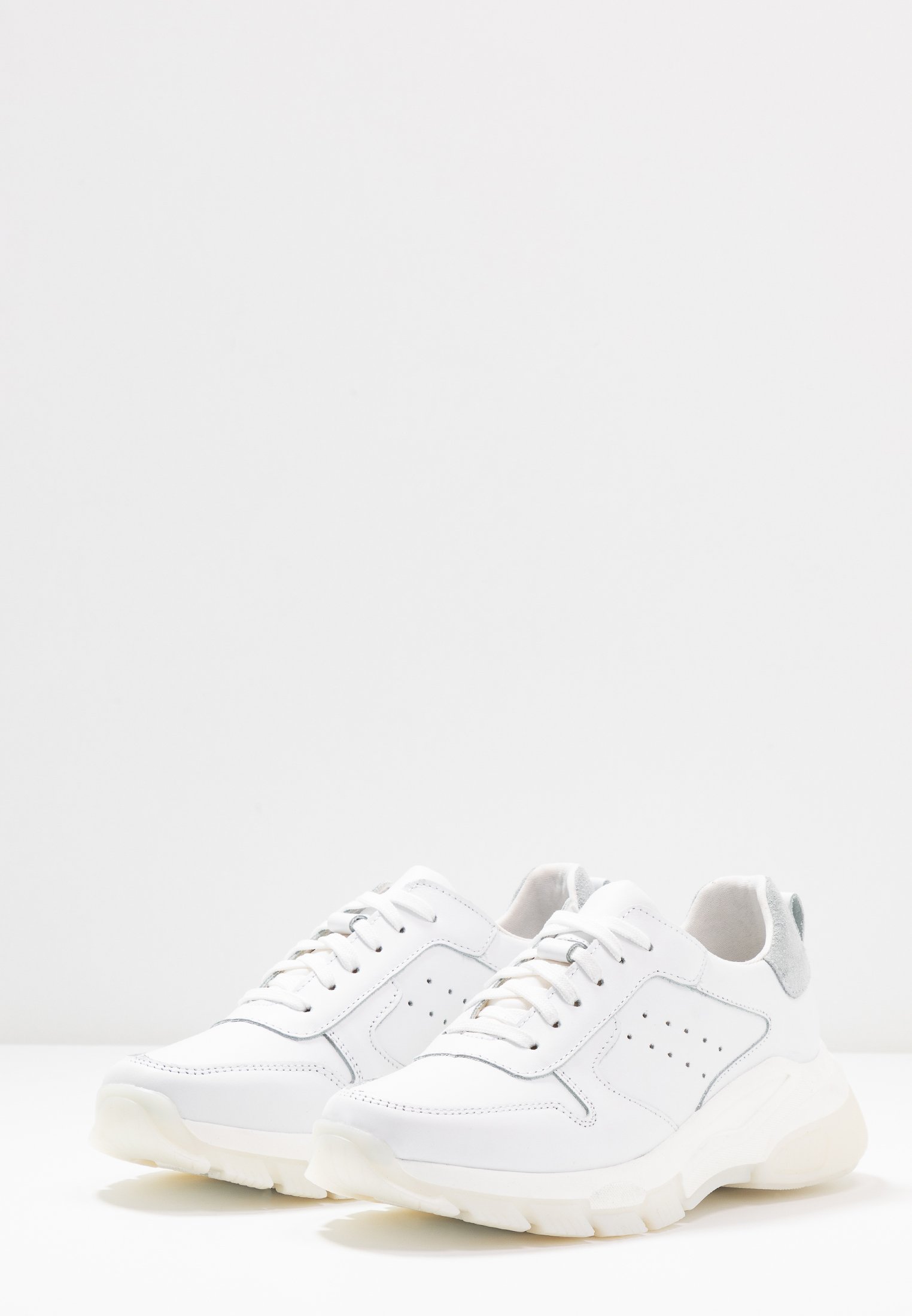 KIOMI Joggesko white Zalando.no KIOMI Joggesko white Zalando.no