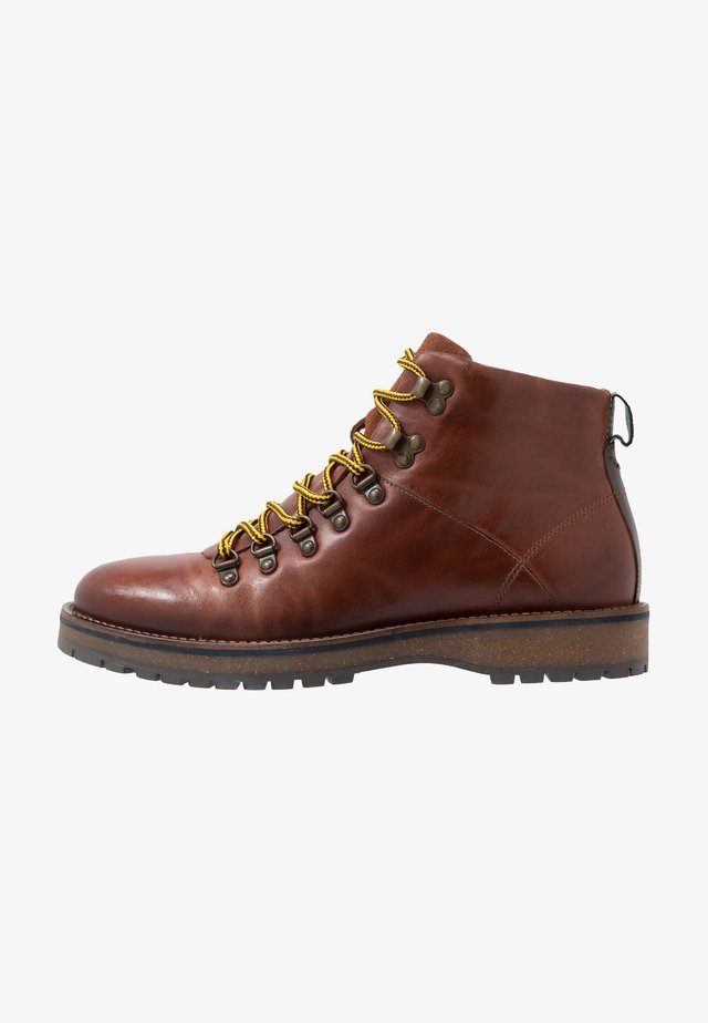 LAWRENCE - Lace-up ankle boots - tan