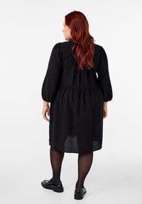 Zizzi 3/4-ÄRMELN - Marškininė suknelė - black