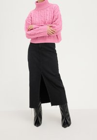 Even&Odd Sweter