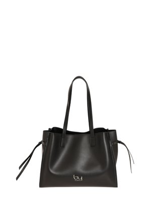 Borsa tote in pelle nera con doppie spalline, lacci laterali e piccolo logo argentato al centro frontale.