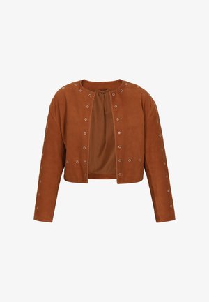 Bruine cropped suède jas met lange mouwen en ronde halslijn, met kleine zilverkleurige oogjes gelijkmatig verdeeld op voor-, mouwen en schouders.