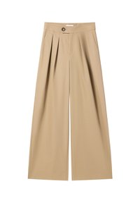 Pantaloni bej cu picioare largi, cu pliuri, închidere frontală cu nasture și textură de stofă netedă. Prezintă un design adaptat și linii curate.