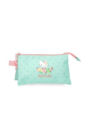 Estuche de lápices verde claro con lunares azul verdosos, cremallera rosa e ilustración de Hello Kitty con flores y texto en el centro delantero.