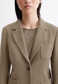 Marc O'Polo 2-BUTTON, ATTACHED POCKETS, NOTCH LAPEL - Blazer - shaded brown melange