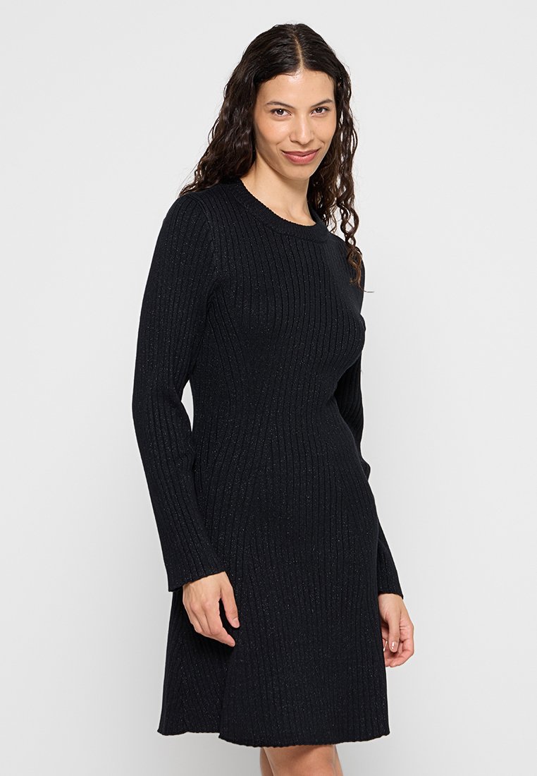 YAS Gebreide jurk zwart
