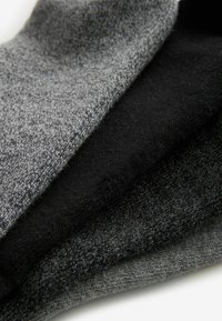 Next HEAVYWEIGHT FOUR PACK - Zoknik - grey black