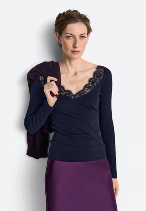 Rich & Royal, RICH & ROYAL LONGSLEEVE - Langarmshirt - midnight blue