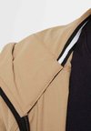 Casaco de treino - parachute beige parachute beige black