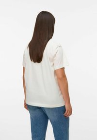 Vero Moda Curve - T-shirt z nadrukiem