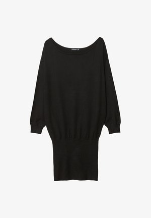 Maglione nero oversize con ampio scollo a barca, maniche lunghe, polsini a coste e orlo inferiore aderente, realizzato in un morbido tessuto testurizzato.