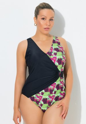 - Kostium kąpielowy