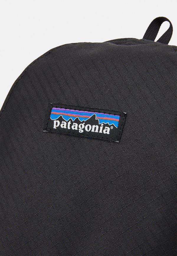 BLACK HOLE CUBE 3L - Wash bag3