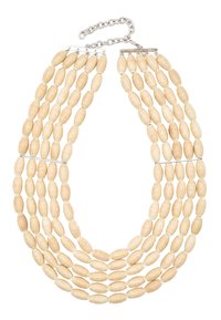 Collier multi-brins composé de perles allongées beige, doté d'un fermoir chaîne et connecteur en argent, avec une texture lisse et une forme uniforme.