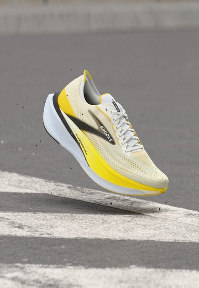 Brooks HYPERION MAX 4