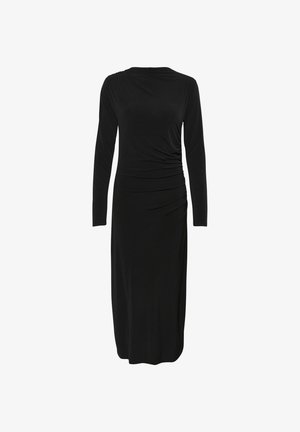 Robe noire à manches longues en tissu doux, présentant une silhouette ajustée avec une texture froncée sur le côté et un ourlet droit.