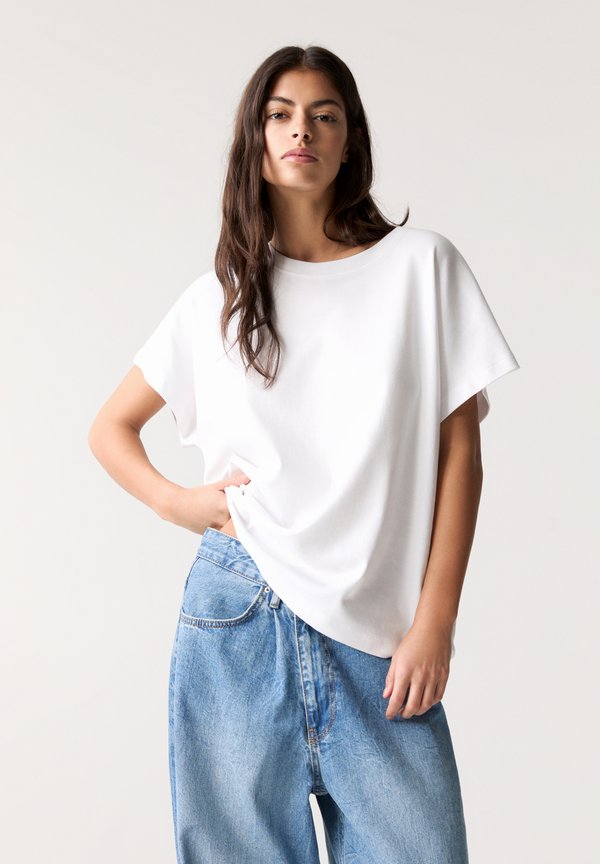 SHORT SLEEVE - T-Shirt basic