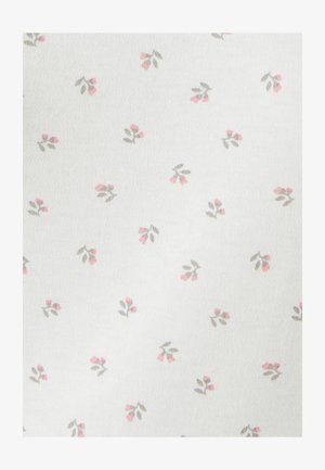 Katoen stof met een witte achtergrond en een herhalend patroon van kleine roze bloemen en grijze bladeren, wat een delicate uitstraling geeft.