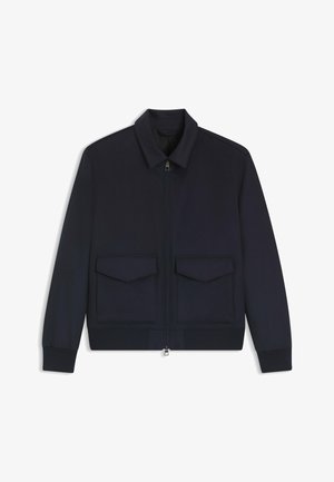 Marineblaues Zip-Up-Bomberjacke mit Kragen, zwei vorderen Klapptaschen, gerippten Bündchen und Saum sowie einer glatten Textur.