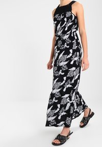 Superdry & Co Robe longue - metallic black