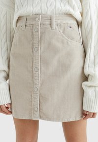 Tommy Jeans Spódnica trapezowa