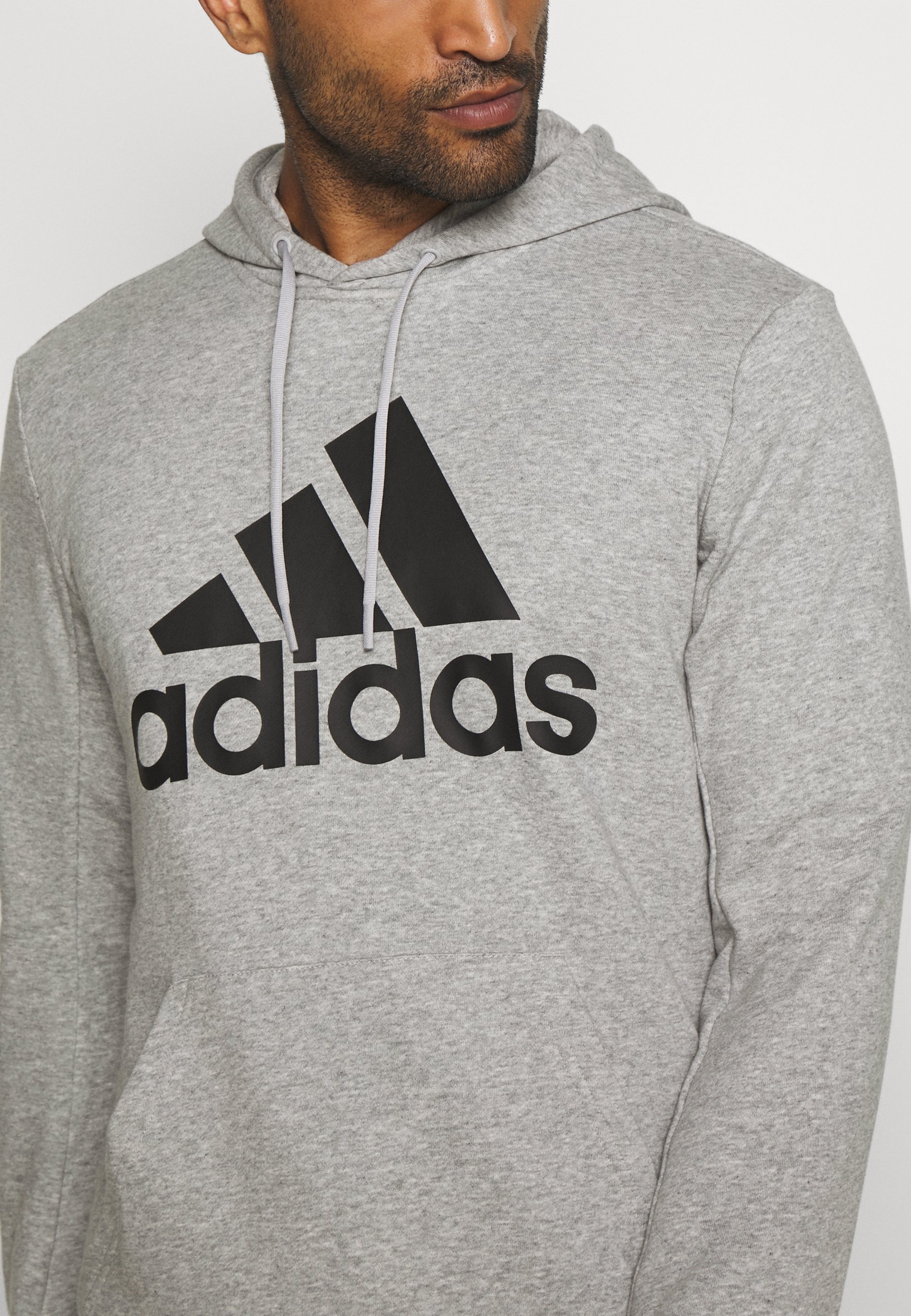 Men ESSENTIALS SPORTS INSPIRED HOODED - Hoodie - medium grey heather Men ESSENTIALS SPORTS INSPIRED HOODED - Hoodie - medium grey heather
