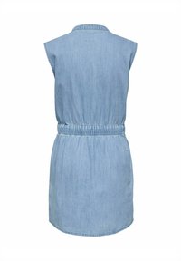 ONLY NORMAL GESCHNITTEN V-AUSSCHNITT MIDI - Haljina od trapera - light blue denim