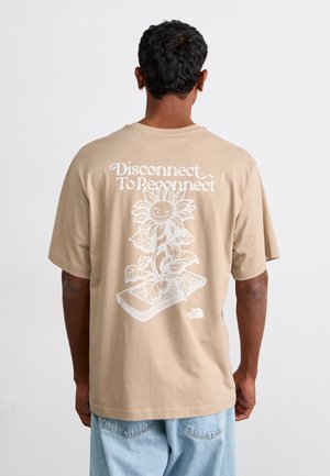 The North Face CONNECT RELAXED TEE GRAPHIC - Printtipaita - mushroom grey