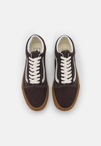 Vans OLD SKOOL UNISEX - Zapatillas - dark brown/withe