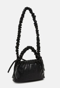 HVISK ARCADIA MATTE TRACE - Rokassoma - black