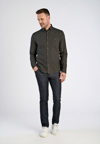 Jack's Sportswear MÉLANGE BRUSHED  - Camisa - deep brown mel