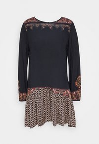 Schwarze Longsleeve-Tunika mit gemustertem Besatz in Rot und Beige, ausgestelltem Saum und dekorativen Akzenten an den Ärmeln.