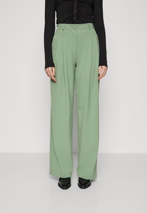 Trousers - light green