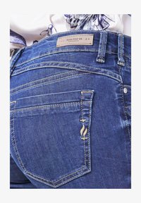 Blue Fire MILA SKINNY Jeans Skinny Fit medium denim/dark-blue