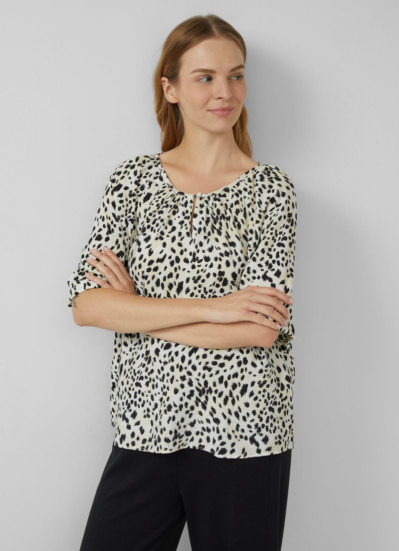 s.Oliver STRUKTURIERTE MIT RAFFUNG - Bluse - creme