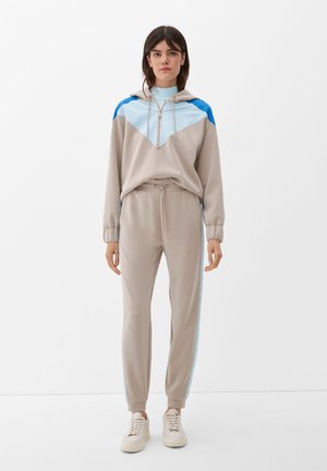 s.Oliver REGULAR - Trainingsbroek - helles beige