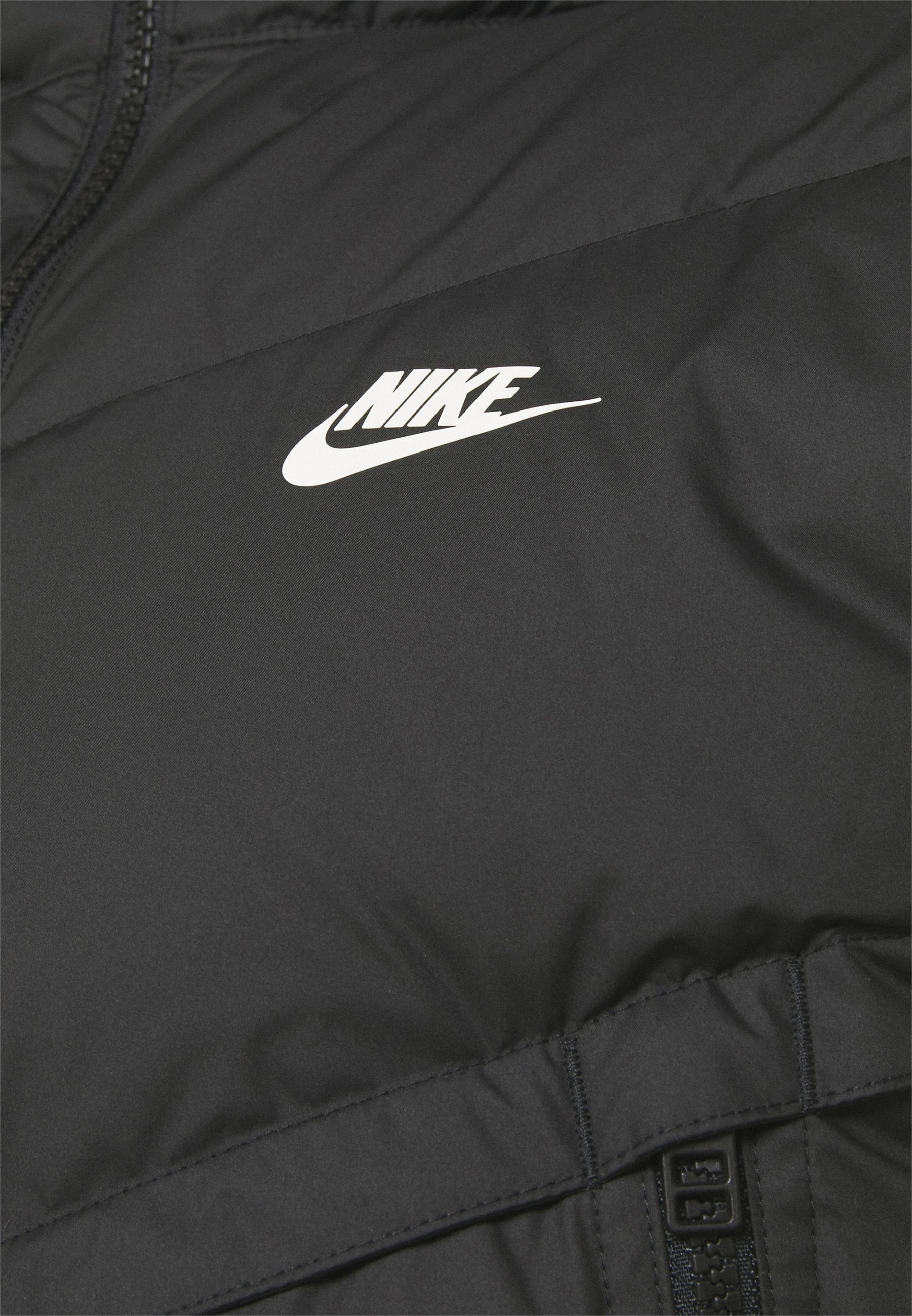 nike windrunner vest mens