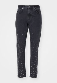 Unselected, fresh black