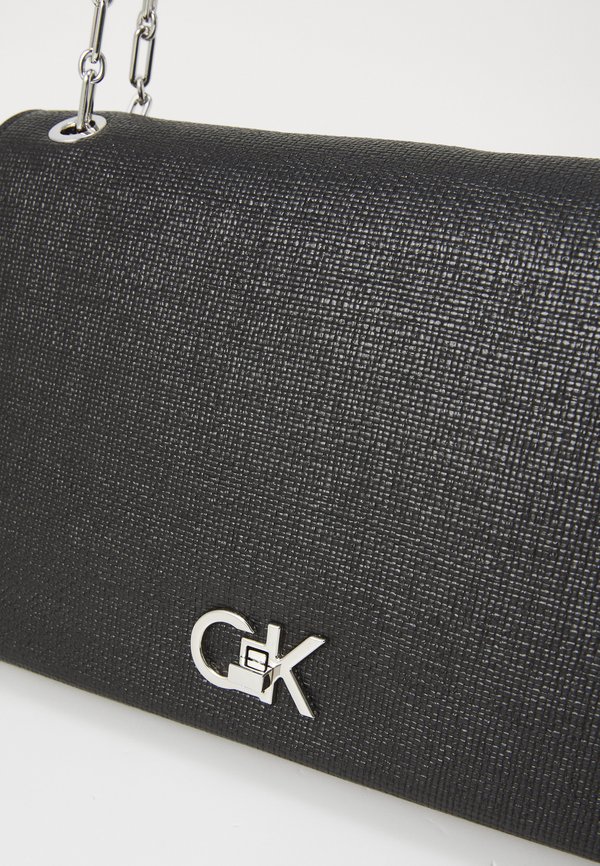 MEDIUM CHAIN BAG  - Handbag3