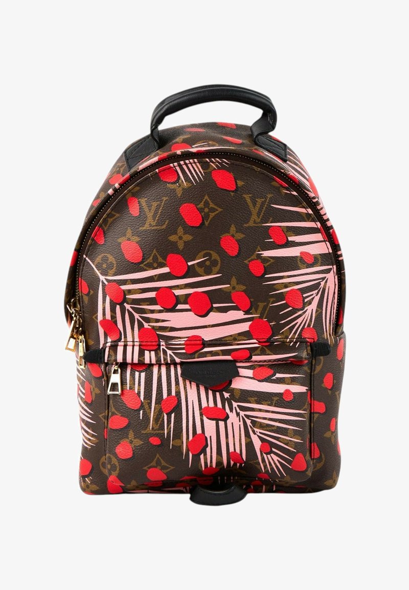 Petit sac à dos marron avec monogramme Louis Vuitton, décoré de feuilles de palmier roses et de points rouges dispersés, avec une poche avant zippée et une poignée noire.