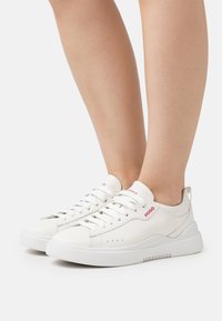 HUGO - BLAKE - Sneakers - white Miniaturebillede 1